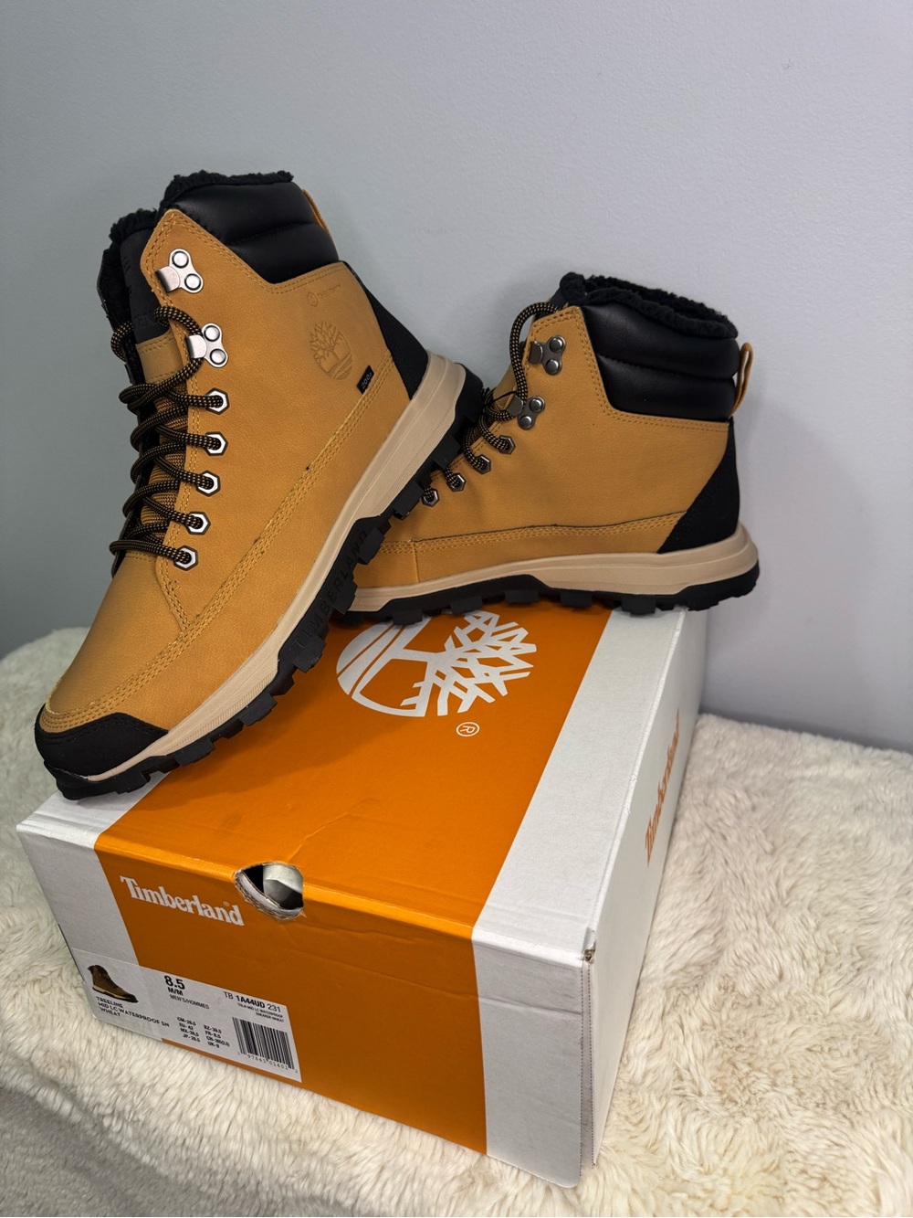 Timberland Men's Wheat Black Waterproof Lace-Up Hiking Boots